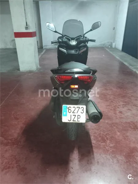 Yamaha XMAX 125 – Vista 3