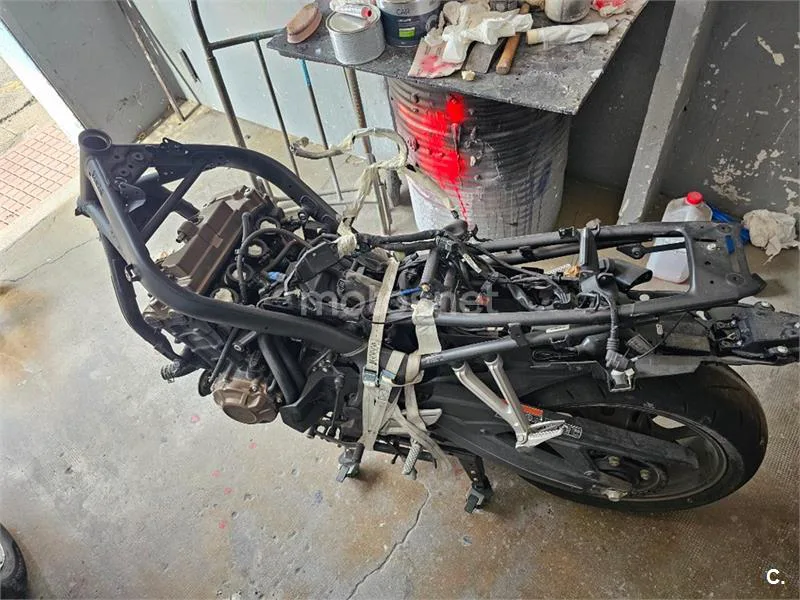 Honda CB 650 R – Vista 3