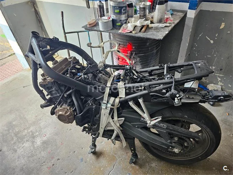 Honda CB 650 R – Vista 4