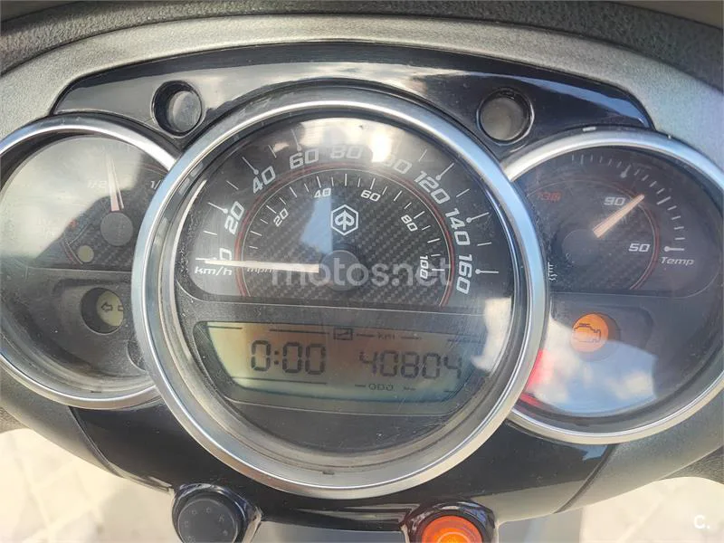 Piaggio Beverly 300 – Vista 4