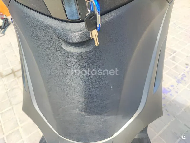 Piaggio Beverly 300 – Vista 5