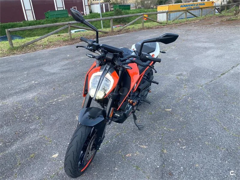 KTM 125 – Vista 5