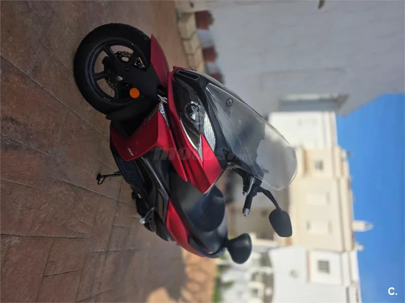 Kymco Super Dink 125 – Vista 6