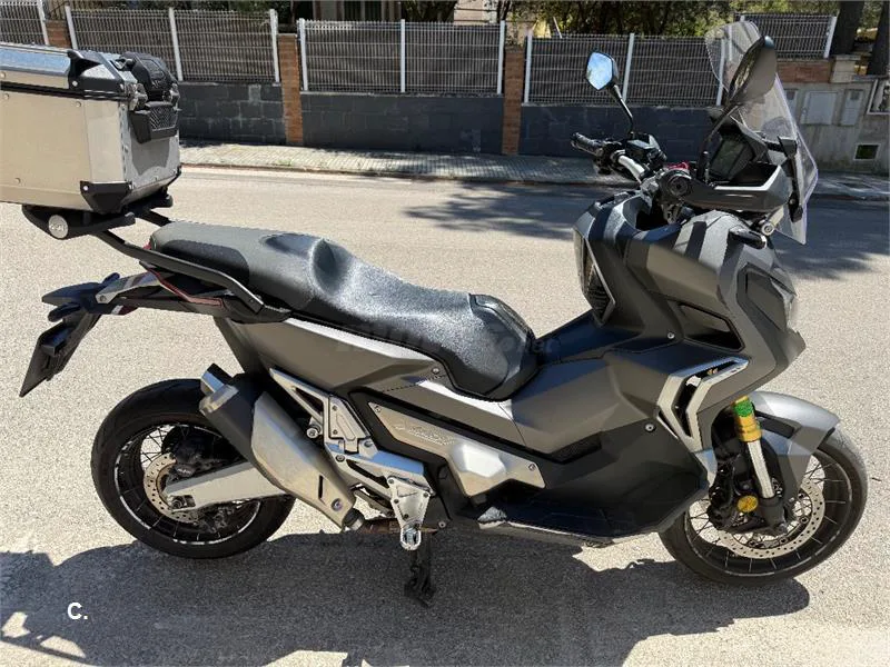 Honda X-ADV – Vista 11