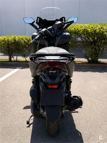 Honda Forza 125 – Vista 4