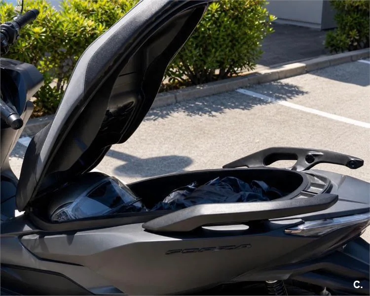 Honda Forza 125 – Vista 10