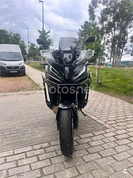 Honda NT1100 – Vista 2