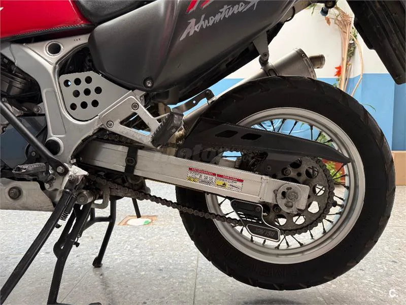 Honda XRV 750 Africa Twin – Vista 3