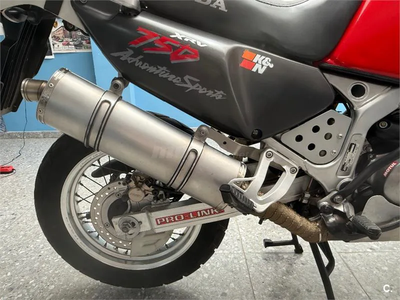 Honda XRV 750 Africa Twin – Vista 4