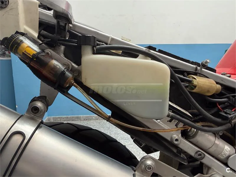 Honda XRV 750 Africa Twin – Vista 9