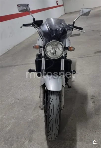 Honda CBF 600 N – Vista 4