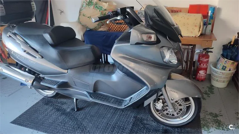 Suzuki Burgman 650 Executive – Vista 4