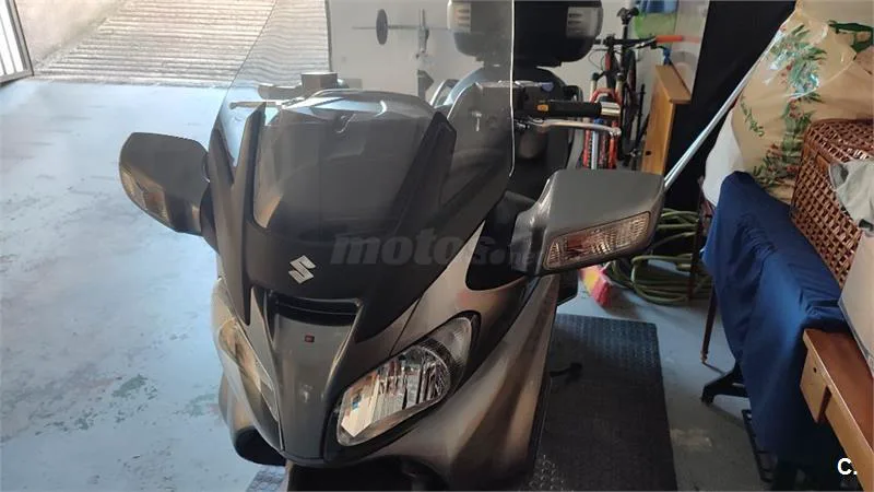 Suzuki Burgman 650 Executive – Vista 8