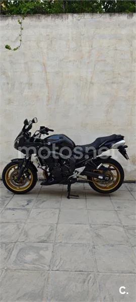 Yamaha FZ6 Fazer S2 – Vista 4