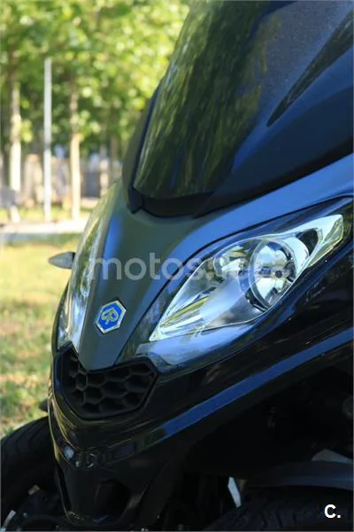 Piaggio MP3 - Vista 25