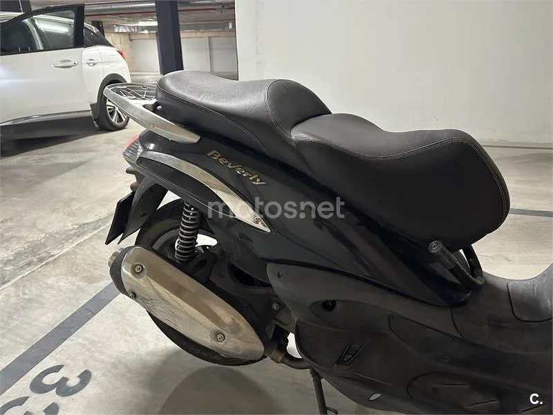 Piaggio Beverly Tourer 125 – Vista 4