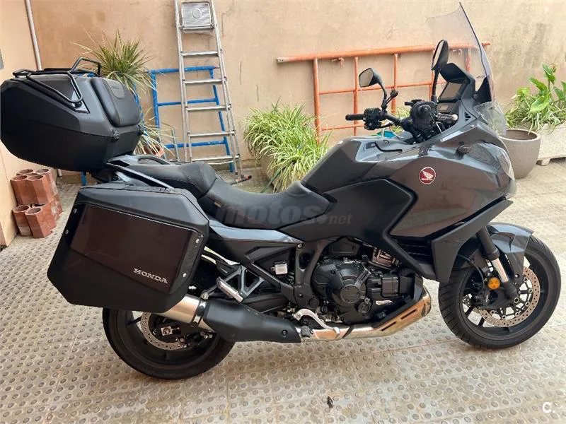 Honda NT1100 - Vista 3