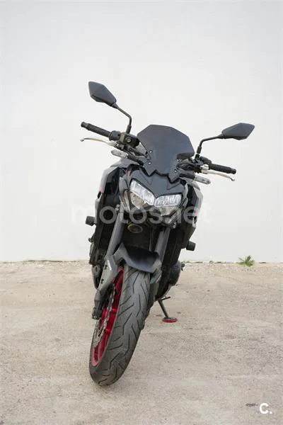 Kawasaki Z900 – Vista 2