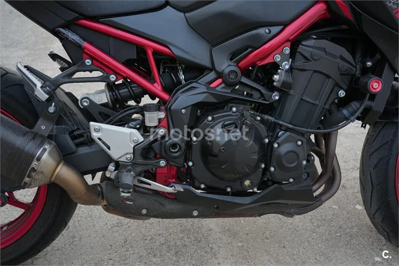 Kawasaki Z900 – Vista 5