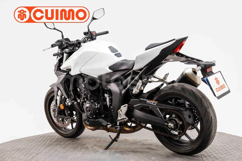 Honda CB 1000 Hornet – Vista 13