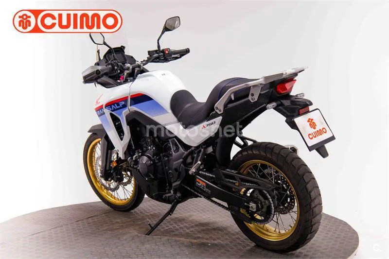 Honda XL 750 Transalp – Vista 6