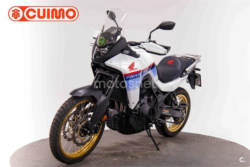 Honda XL 750 Transalp – Vista 9