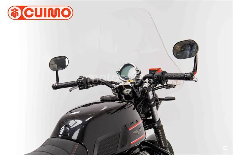 Moto Guzzi V7 – Vista 15