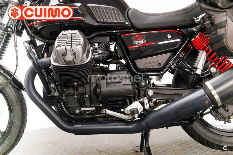 Moto Guzzi V7 – Vista 19