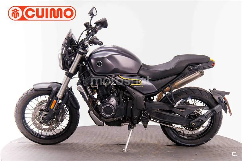 Voge 525 ACX – Vista 8