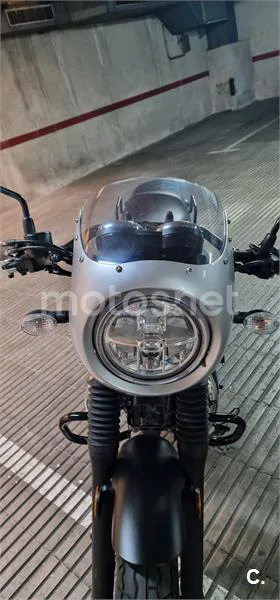 Kawasaki W800 - Vista 3