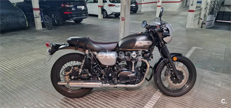 Kawasaki W800 - Vista 5