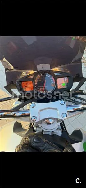 Suzuki GSR 600 – Vista 4