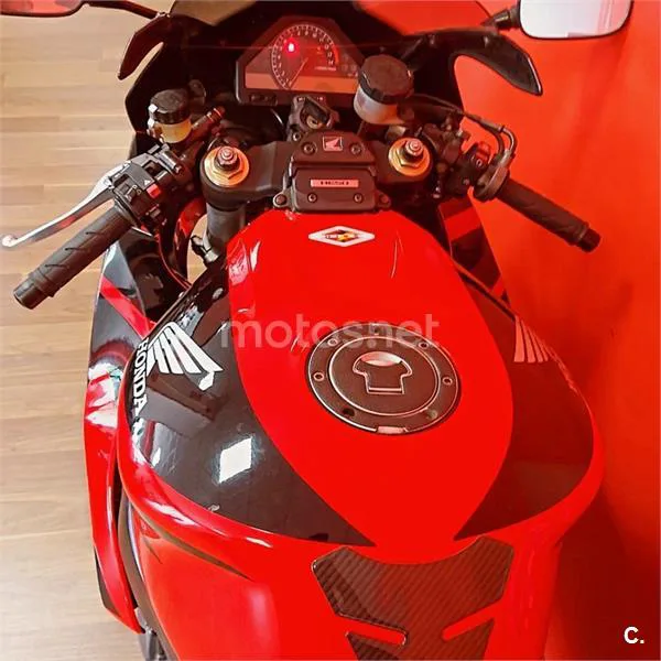 Honda CBR 1000 RR Fireblade – Vista 11