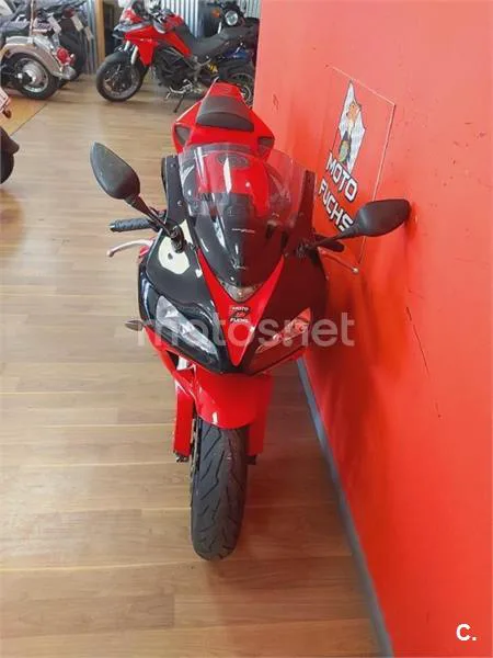Honda CBR 1000 RR Fireblade – Vista 26