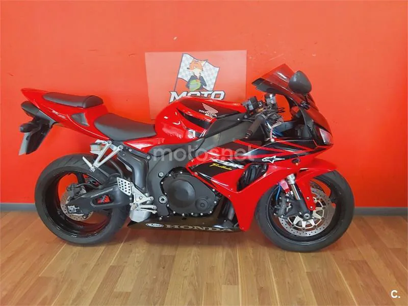 Honda CBR 1000 RR Fireblade – Vista 33