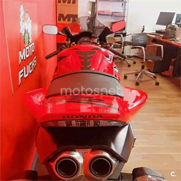 Honda CBR 1000 RR Fireblade – Vista 7