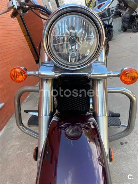 Suzuki Intruder C800 – Vista 3
