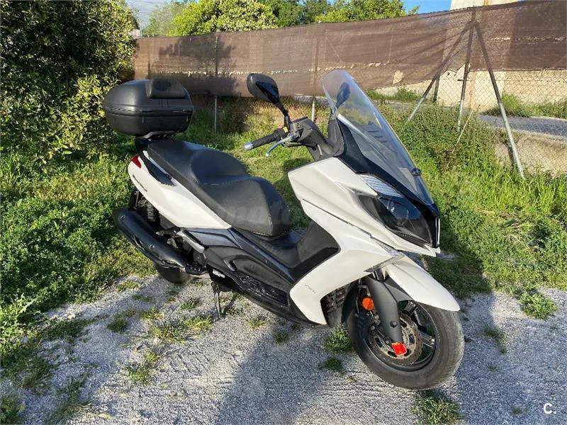 Kymco Super Dink 350i – Vista 2