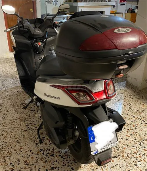 Kymco Super Dink 350i – Vista 8