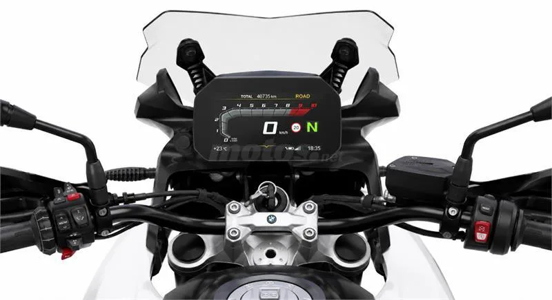 BMW F 750 – Vista 4