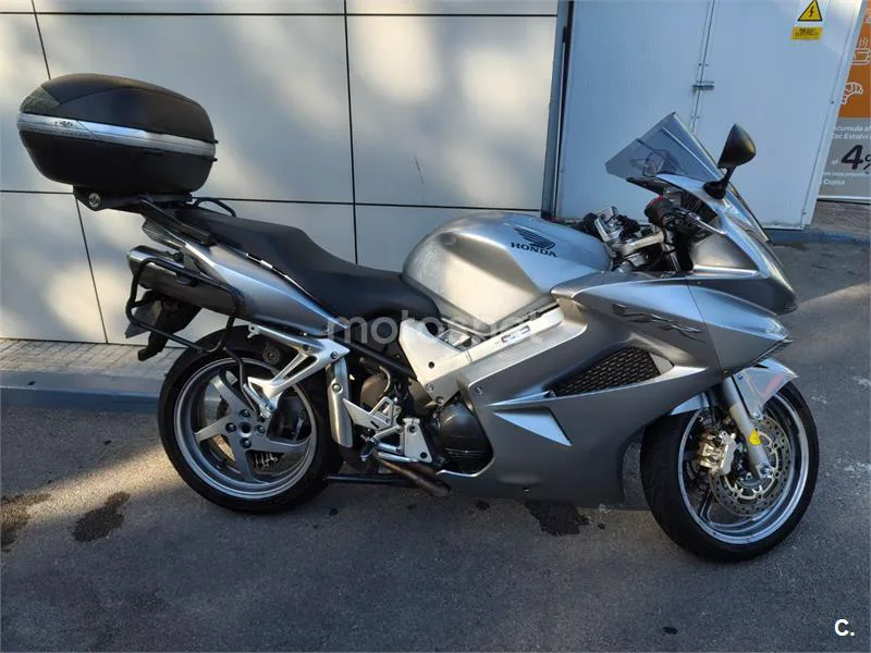 Honda VFR800F - Vista 6