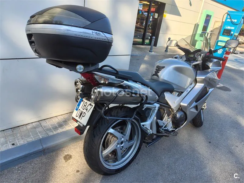 Honda VFR800F - Vista 7