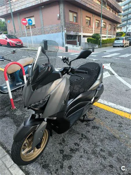 Yamaha XMAX 300 – Vista 2