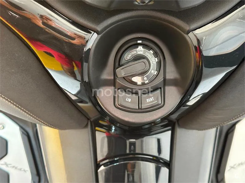 Yamaha XMAX 300 – Vista 14