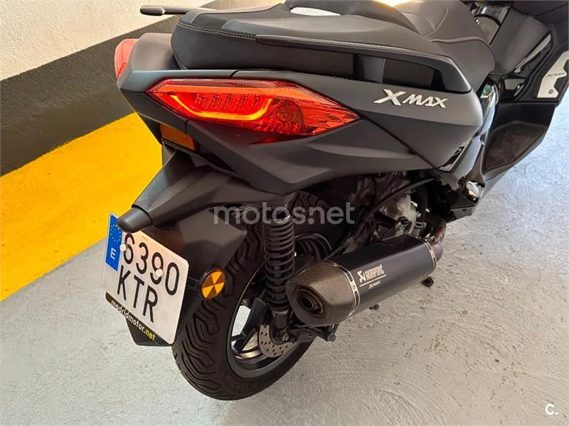 Yamaha XMAX 300 – Vista 17