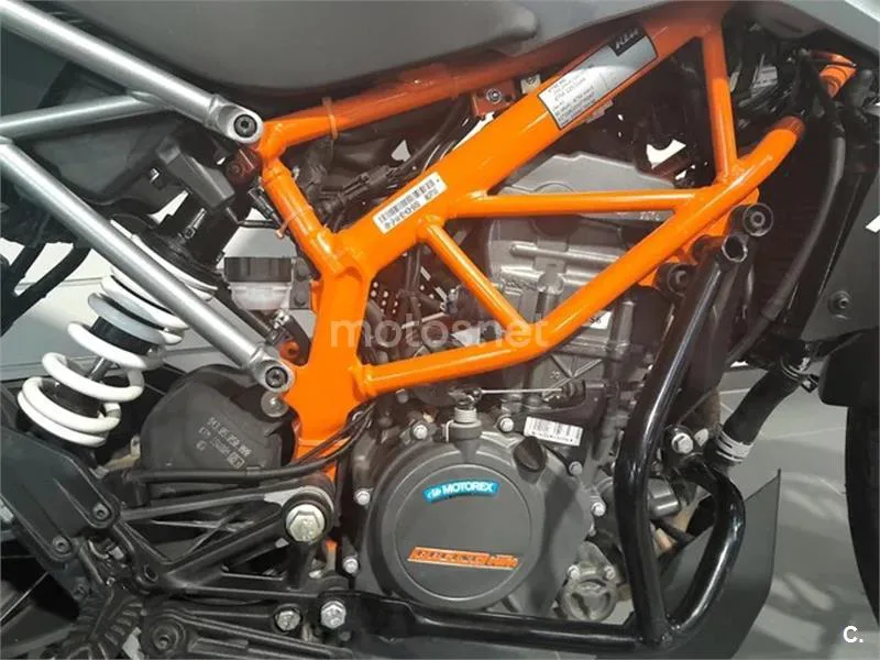 KTM 125 – Vista 4