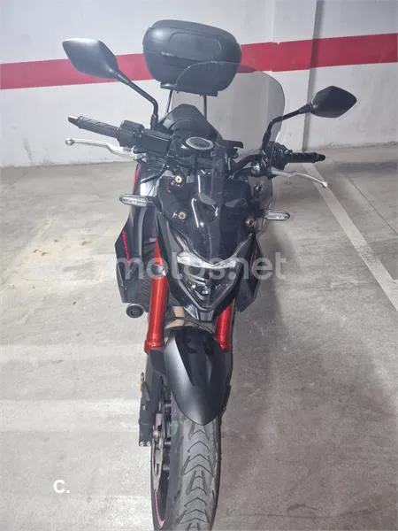 Honda CB 750 – Vista 3