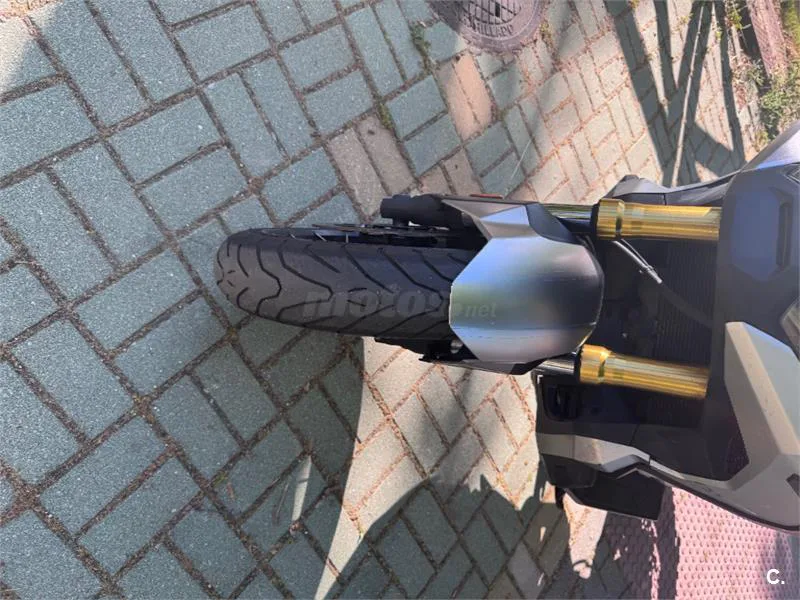 Honda X-ADV – Vista 6