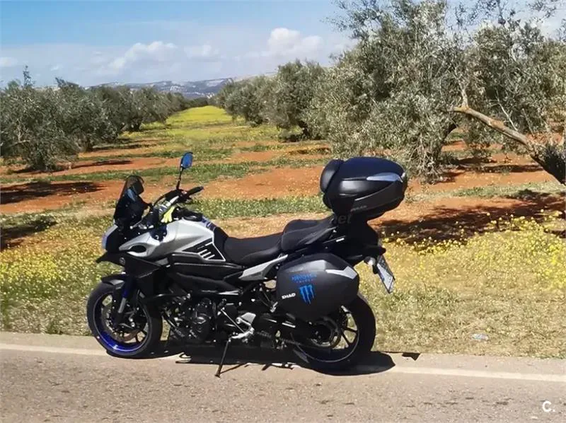 Yamaha MT-09 – Vista 2