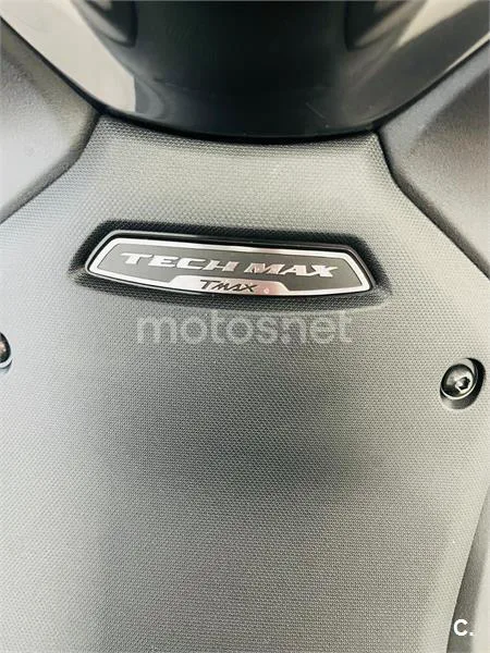 Yamaha TMAX 560 – Vista 2